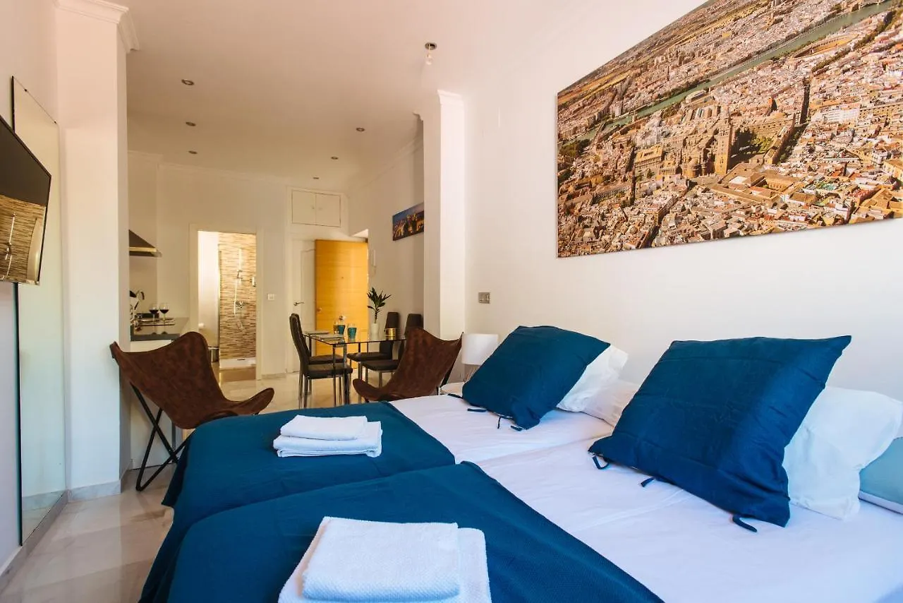 Hostly Plaza De Armas Lightfull Loft-Center-Parking Op-Cless Apartment Seville