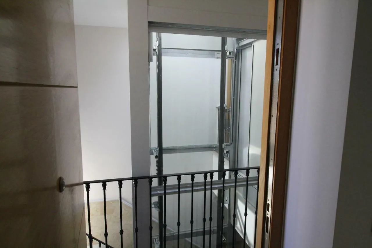 Hostly Plaza De Armas Lightfull Loft-Center-Parking Op-Cless Apartment Seville